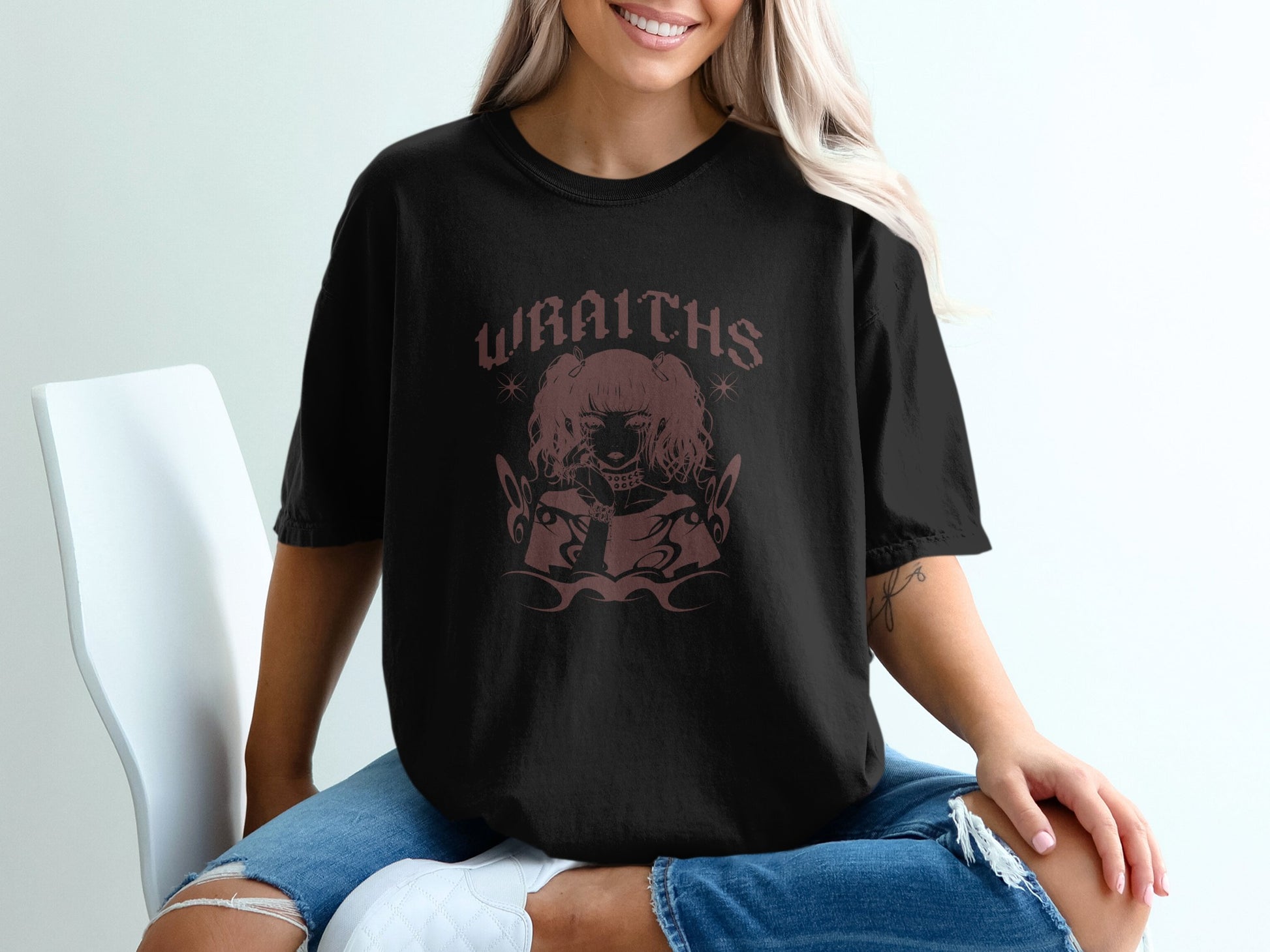 Wraiths Skull Graphic Vintage Tee Fashion Apparel product type