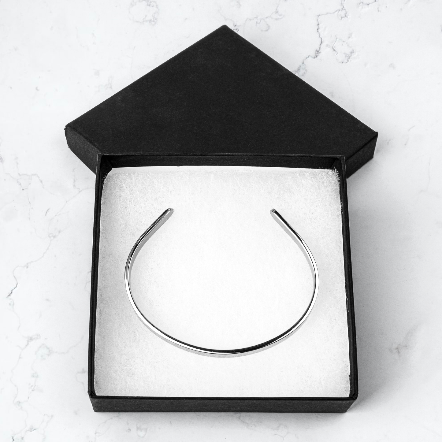 Lilith_Cuff_Bracelet_Bracelet_Packaging_Mockup.png
